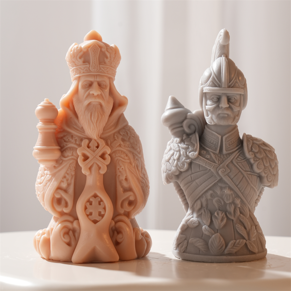 Chess Pawn Bishop King Queen K - Candle. Queen recensione e prezzo
