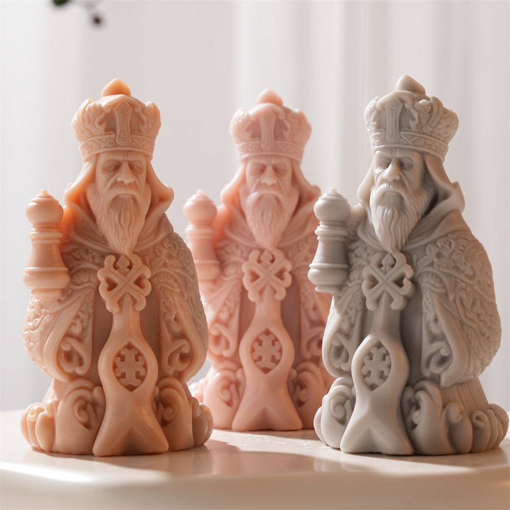 Chess Pawn Bishop King Queen K - Candle. Queen recensione e prezzo