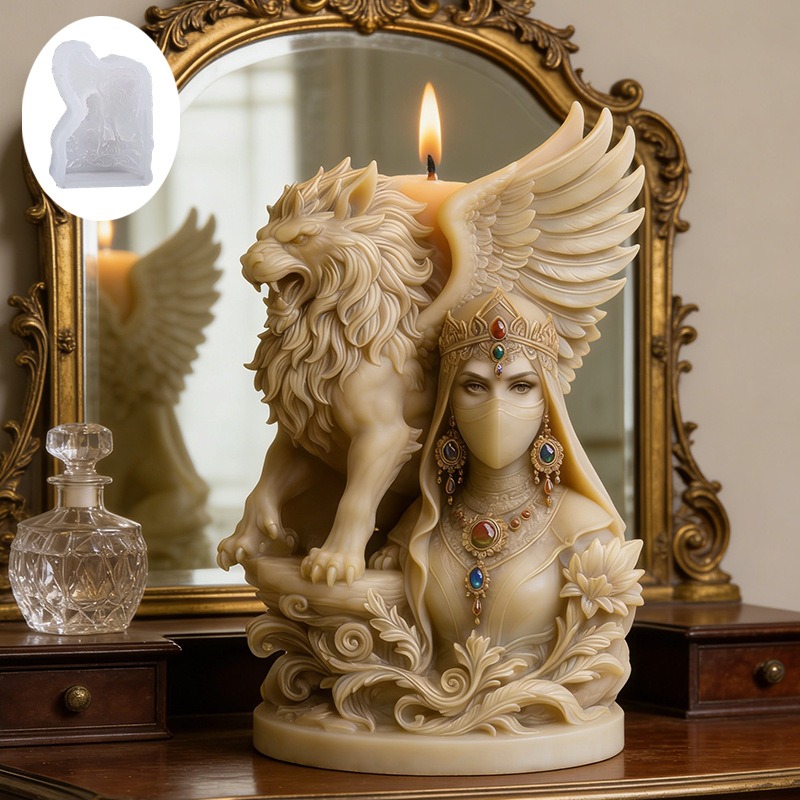 Vintage Masked Queen & Winged  - Candle. Queen recensione e prezzo