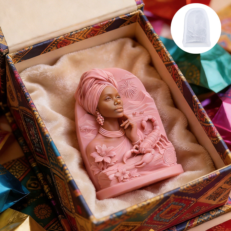 The Queen Of Desert Candle Mol - Candle. Queen recensione e prezzo